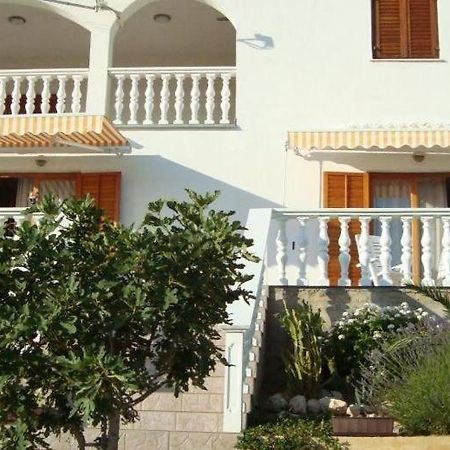 Apartment In Kustici With Balcony, Wifi, Washing Machine Exterior foto