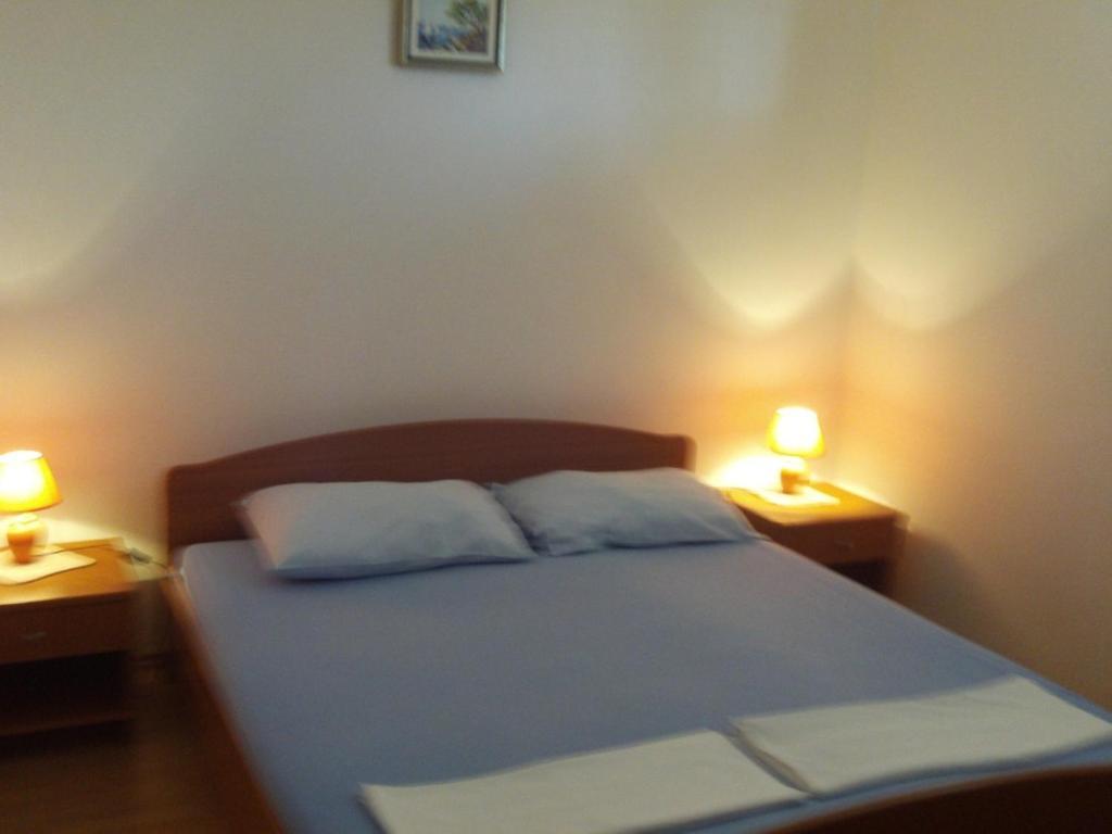 Apartment In Kustici With Balcony, Wifi, Washing Machine Exterior foto